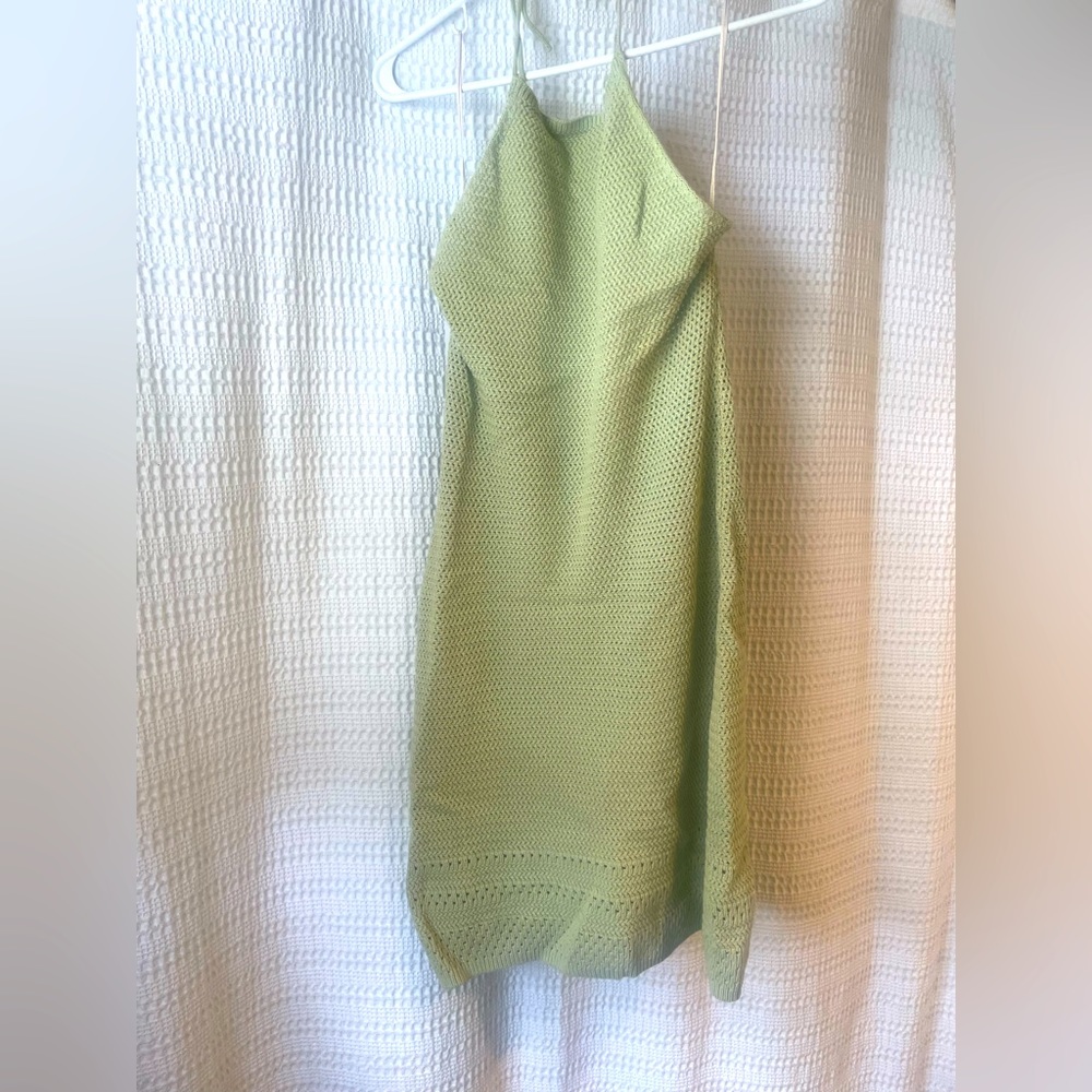 Aritzia Wilfred Sunset Halter pastel sage green